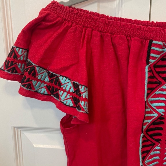 Red off the shoulder mini dress with detail - Picture 3 of 4